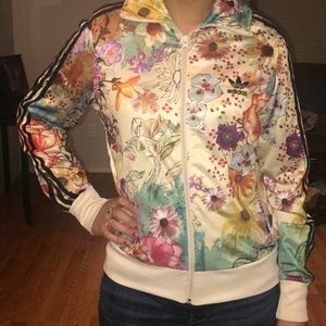 Adidas Jacket Jr size M